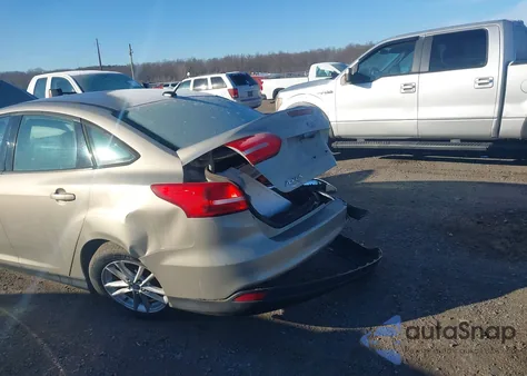 2015 Ford Focus Se z USA, uszkodzony, nr VIN 1FADP3F20FL365170